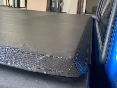 Soft Vinly Tri-Fold Tonneau Cover for Nissan Suzuki